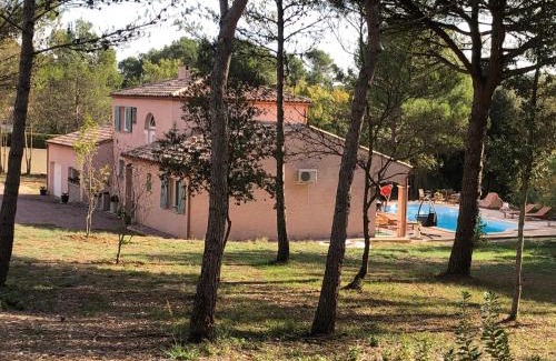 Carcassonne Casa | Le Mas Victoria - Chambres d'hôtes avec table d'hôtes-Parking privé ferme