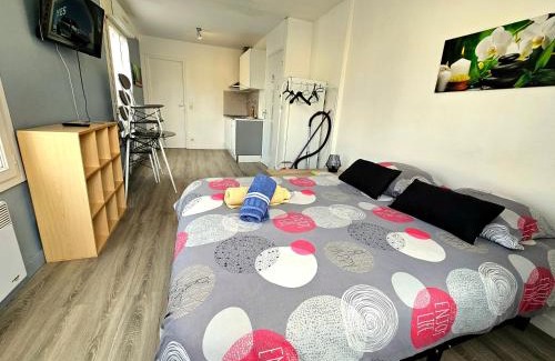 Saint-Meloir-des-Ondes Apartamento | Le Mat studio étoilé