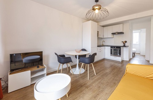 Laval Apartamento | Appartement chaleureux au cœur du centre-ville