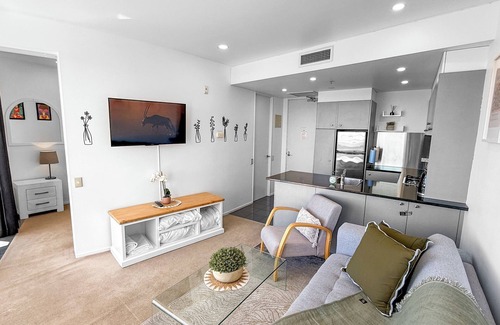 Parnell Apartamento | Le Mirage | Stylish Apt inc. Pools, Sauna & more!