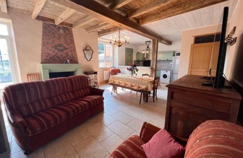 Piegut-Pluviers Casa | Le Mont de Piegut