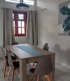 Le Moule Casa | Le Moule Location saisonnière Bel appartement