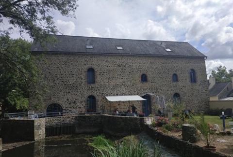 Montsurs Casa | LE MOULIN DE MERAL