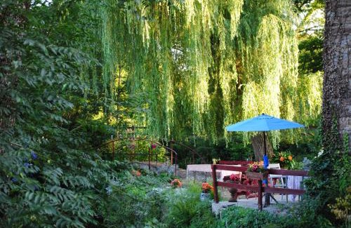 Lassy Cama Y Desayuno | Le Moulin du Bignon