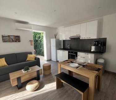 Salin-de-Giraud Apartamento | "Le nature" Camargue Jardin