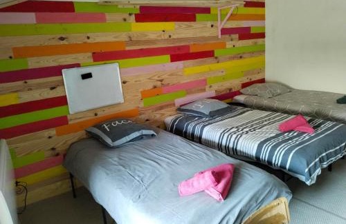 Remoulins Apartamento | LE NID Appt 2 chambres Proche Pont du Gard