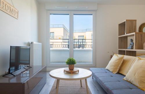 Saint-Cyr-l'Ecole Apartamento | Le Péruvien - Saint-Cyr-L'Ecole - Free Parking