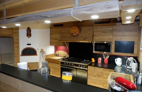 Thollon-les-Memises Chalet De Esquí | Le P'tit Suisse - Chalet de Saboya con vista al lago - 3 dormitorios y 2 baños