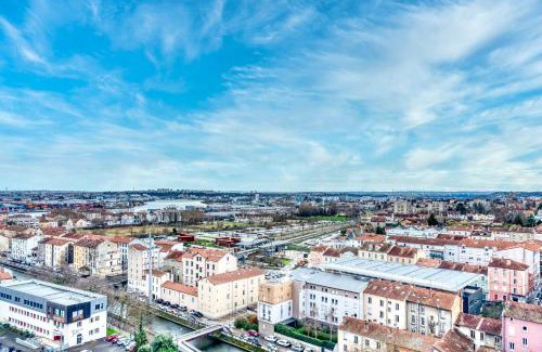 Bussiere - Cadiere Apartamento | Le Panoramique - Grand T2 métro B Oullins