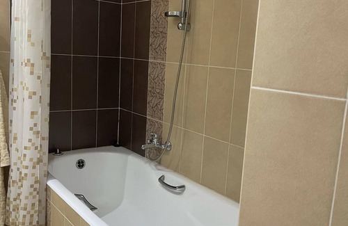 Bab Bhar Hotel | Le Parisien Tunis