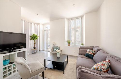 Bagnols-sur-Ceze Apartamento | Le Patio de la Cèze