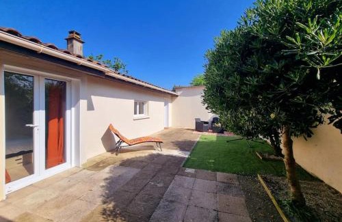 Begles Apartamento | Le Patio - Maison avec Jardin - WIFI