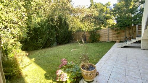 Maurepas Apartamento | LE PAVILLON RENNAIS