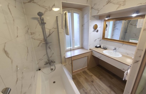 Quartier de l'Abbaye Hotel | Le Pavillon Saint Martin