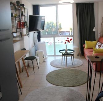 Sete Apartamento | Le Pavois d'Or, studio rénové avec goût, Superbe Vue, Proximité Gare et Centre, Climatisation