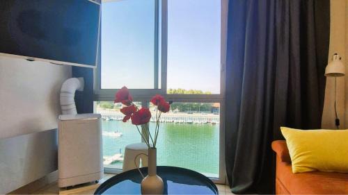 Sete Apartamento | Le Pavois d'Or, studio rénové avec goût, Superbe Vue, Proximité Gare et Centre, Climatisation