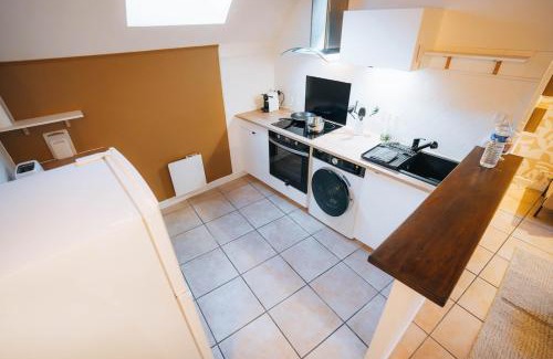 Chateauroux Apartamento | Le Perchoir - Duplex - Cozy & Atypical