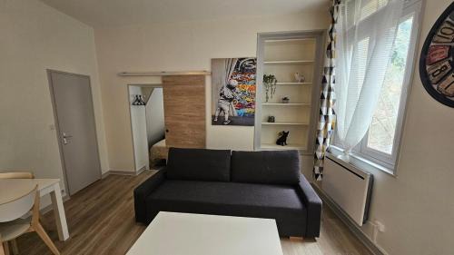 Montlucon Apartamento | Le petit bastion - T2 - Wi-Fi