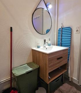 Montlucon Apartamento | Le petit bastion - T2 - Wi-Fi