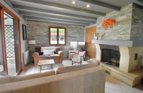 Ontex Casa | Le petit belvédère chalet avec piscine & vue lac