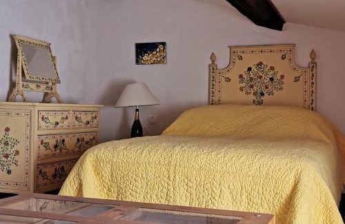 Carcassonne Casa | Le Petit Chai niché sous la Cité,