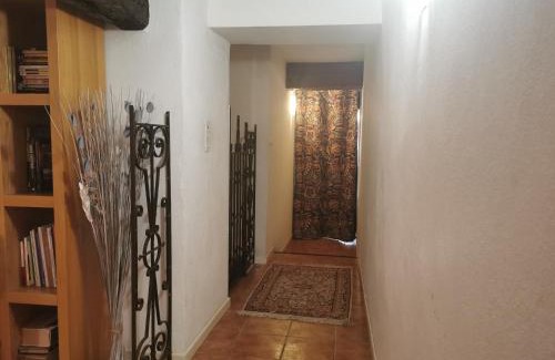 Carcassonne Casa | Le Petit Chai niché sous la Cité,