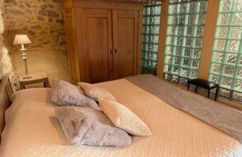 Fontjoncouse Cama Y Desayuno | LE PETIT CLOS
