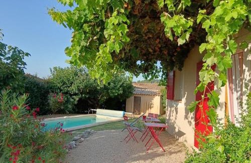 Saint-Saturnin-les-Apt Casa | Le Petit Mas des Hauts de Beyssan, Maison de vacances avec piscine privative pour 2 personnes