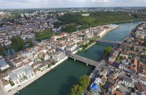 Melun Apartamento | Le Petit Melun
