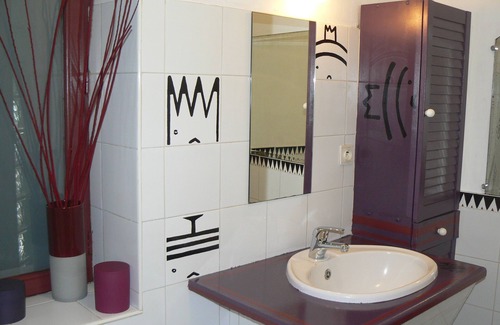 Clermont Ferrand City Centre Casa | LE PETIT SIAM - Habitación encantadora con baño privado - Centre Clermon-FD