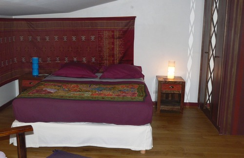 Clermont Ferrand City Centre Casa | LE PETIT SIAM - Habitación encantadora con SB compartida - Centre Clermont-FD