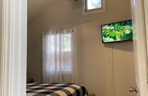 Twin Peaks Cabaña | Le Petite Cottage