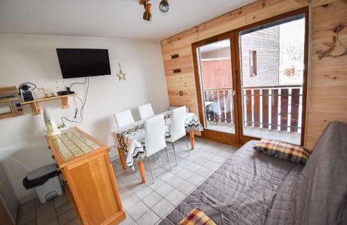 Saint-Jean-dʼAulps Apartamento | Le Pied des Pistes A13, Joli Studio tout confort 4 pers, vue vallée imprenable, DRAPS NON COMPRIS