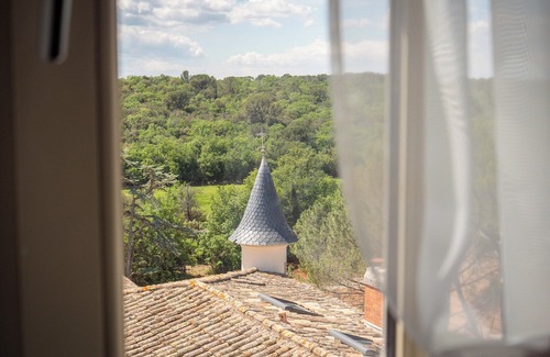 Caux Apartamento | Le Pigonnier, le Gîte Insolite des Amoureux Avec Piscine et Sauna, sur Pézenas
