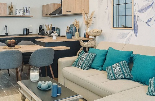 Le Plessis-Robinson Apartamento | Le Plessis-Capitale: Apartment and private garden