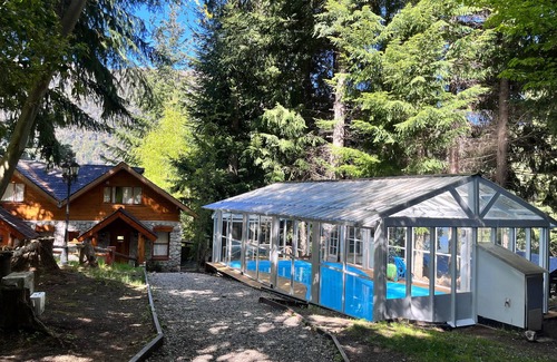Puerto Manzano Cabina | Le Pommier 3 | Cabañas frente al Lago y con Pileta Climatizada