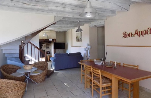 Senaillac-Latronquiere Casa | Le Presbytère - SENAILLAC-LATRONQUIERE