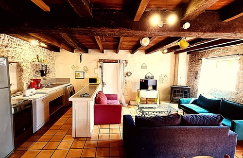 Saint-Just-Luzac Casa | Le Pressoir Gite 3 chambres