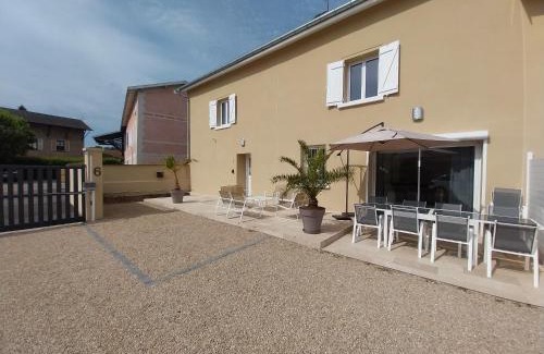 Colombier-Saugnieu Apartamento | Le PRESTIGE 152 proche aéroport -gare Lyon -groupama stadium-ldlc arena