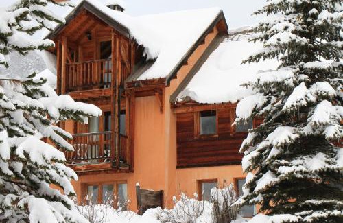 Nevache Chalet De Esquí | Le Queyrellin hameau des Chazals Nevache Hautes Alpes