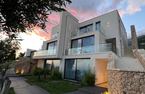 Dhermi Hotel | Le Rêve Boutique Hotel