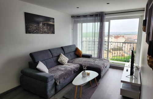 Chalon-sur-Saone Apartamento | Le reflets gris