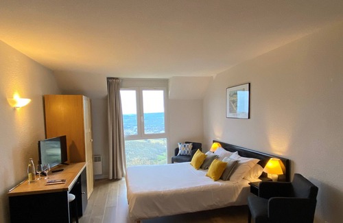 Loubressac Hotel | Le Relais de Castelnau