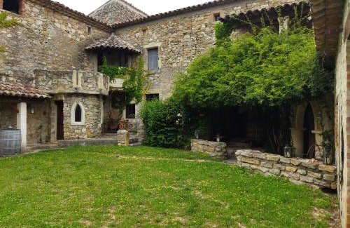 Servas Apartamento | Le relais magique des sorciers et ses énigmes