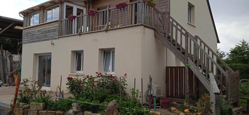 Esson Apartamento | Le Repos des Crins Noirs