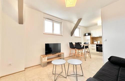 Mont-de-Marsan Apartamento | Le Ronsard - Élégance - Central
