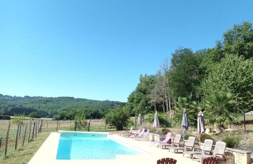 Saint-Leon-sur-Vezere Apartamento | Le Séchoir des acacias, Gîte les Chênes Verts