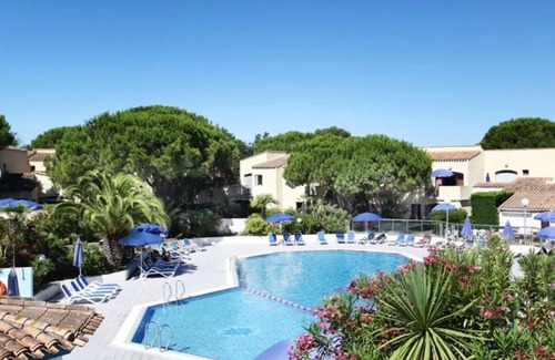 Cap d'Agde Apartamento | Le Saint Loup with swimming pool et parking