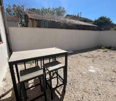Salin-de-Giraud Apartamento | Le Salinier Appart Camargue