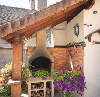 Sergines Casa | Le Sarcinoé